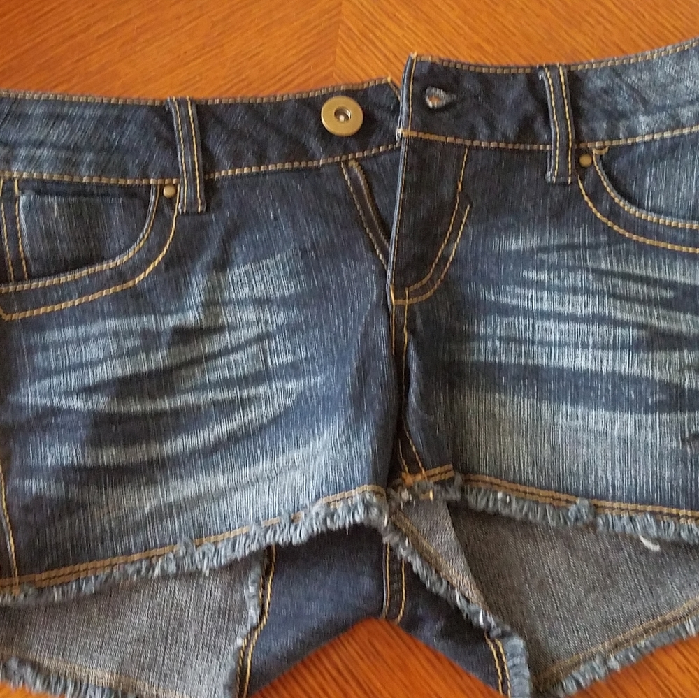 Mudd Sequin Trim Jean Shorts